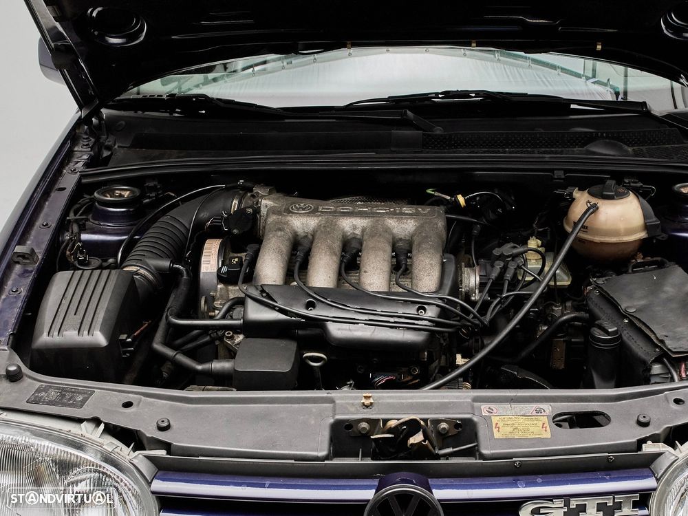 VW Golf 2.0 GTI 16V - 9