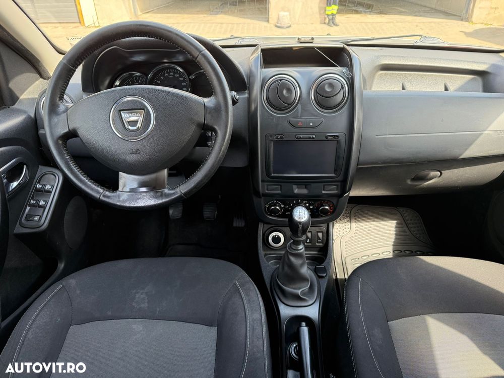 Dacia Duster 1.5 dCi 4x4 Ambiance - 8