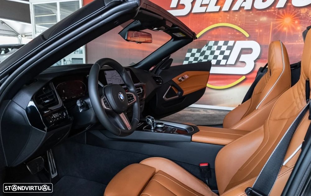 BMW Z4 30 i Pack M - 13