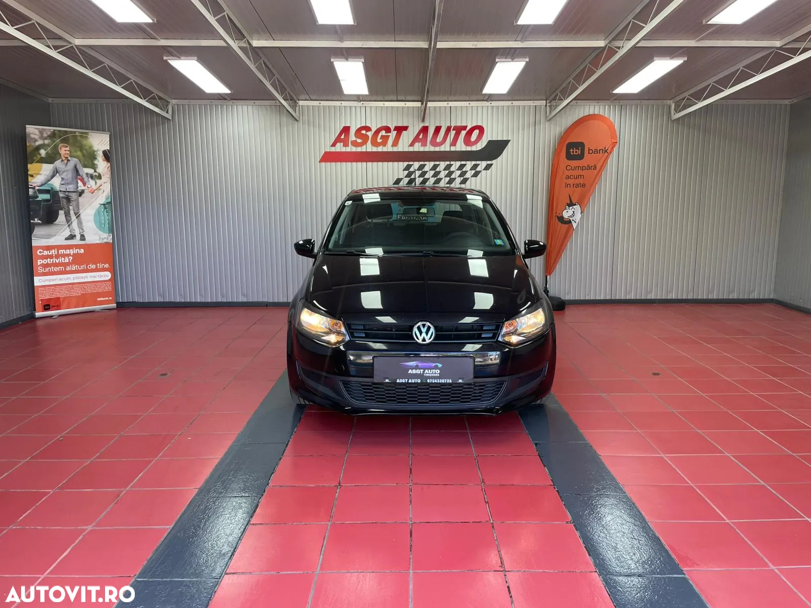 Volkswagen Polo - 2