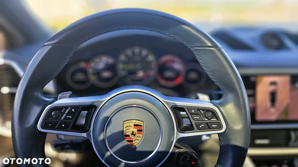 Porsche Cayenne Coupe E-Hybrid - 12