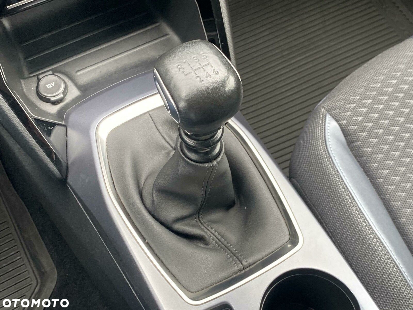 Peugeot 2008 - 17