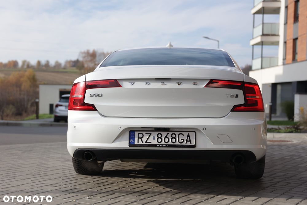 Volvo S90 T5 Geartronic Momentum Pro - 6