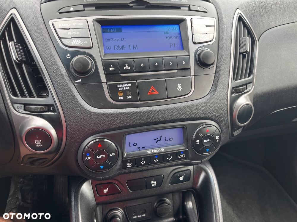 Hyundai ix35 1.6 2WD Fifa World Cup Edition - 27