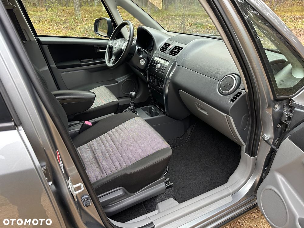 Suzuki SX4 Classic 2.0 DDiS 4x4 Comfort - 20