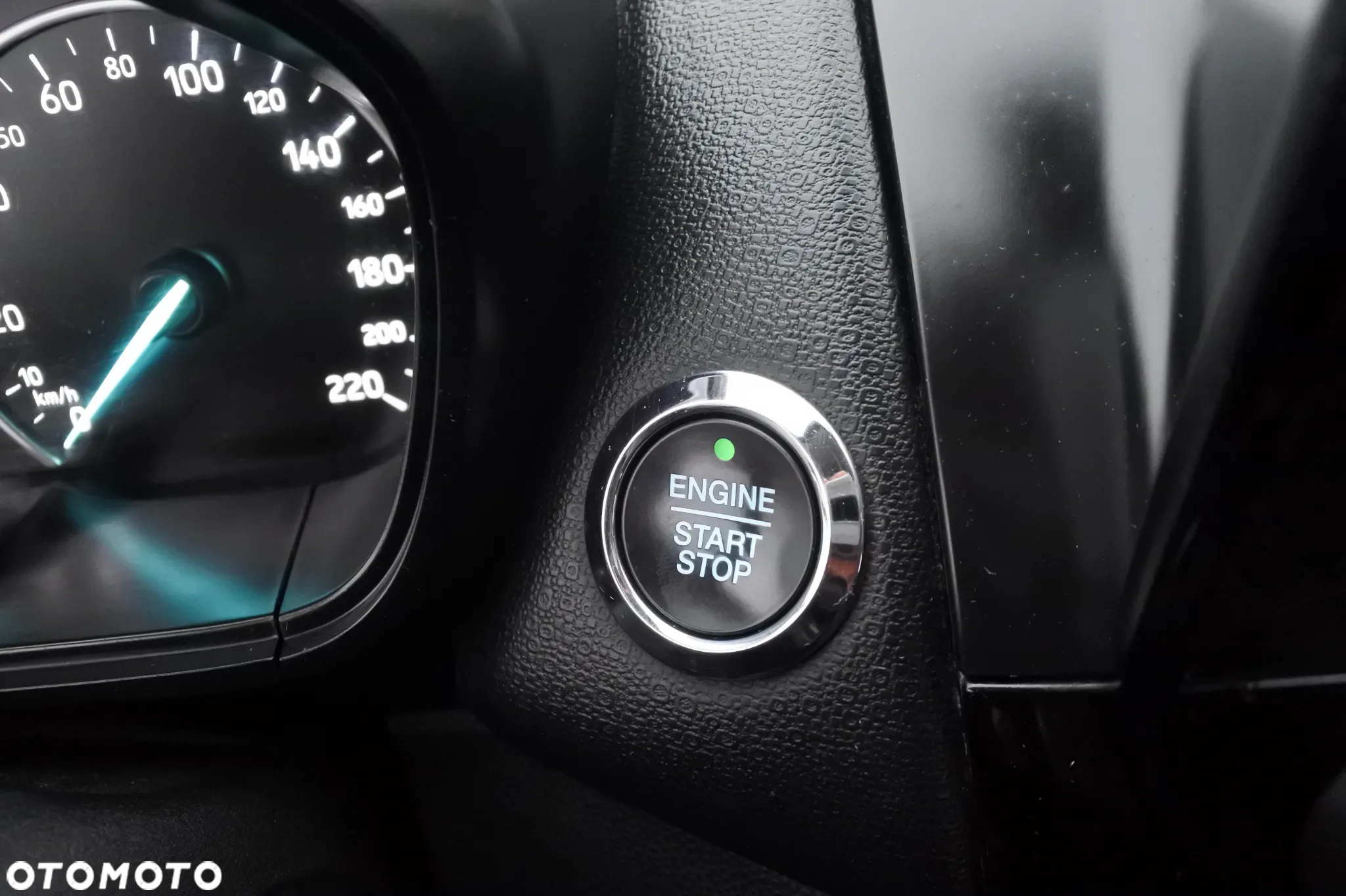 Ford EcoSport 1.0 EcoBoost TITANIUM - 17
