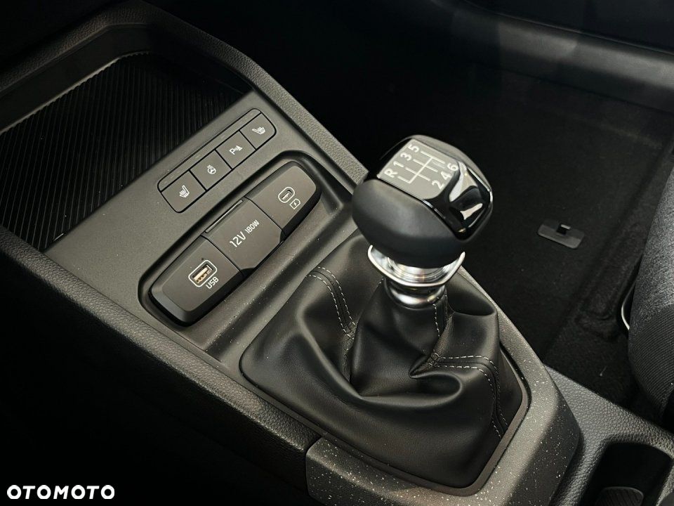 Kia Stonic - 15