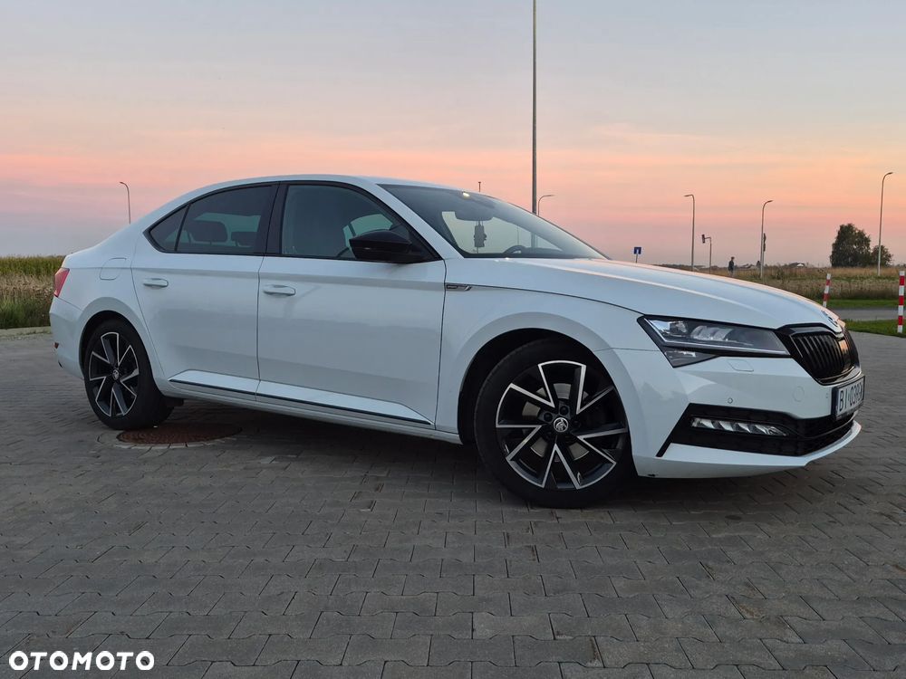 Skoda Superb 2.0 TSI Sportline DSG - 4