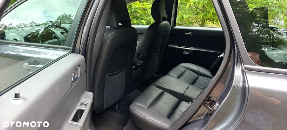 Volvo V50 1.6D Summum - 16