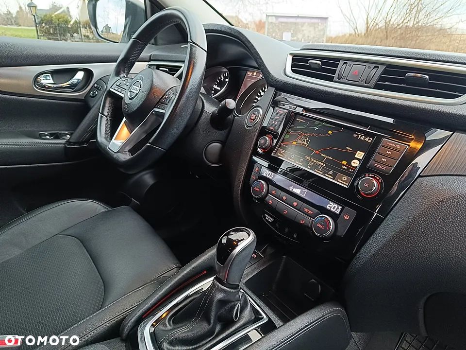 Nissan Qashqai 1.5 dCi Tekna DCT - 25