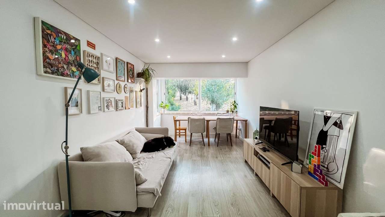 Apartamento T3 Remodelado com Estacionamento Exterior - Grande imagem: 3/16