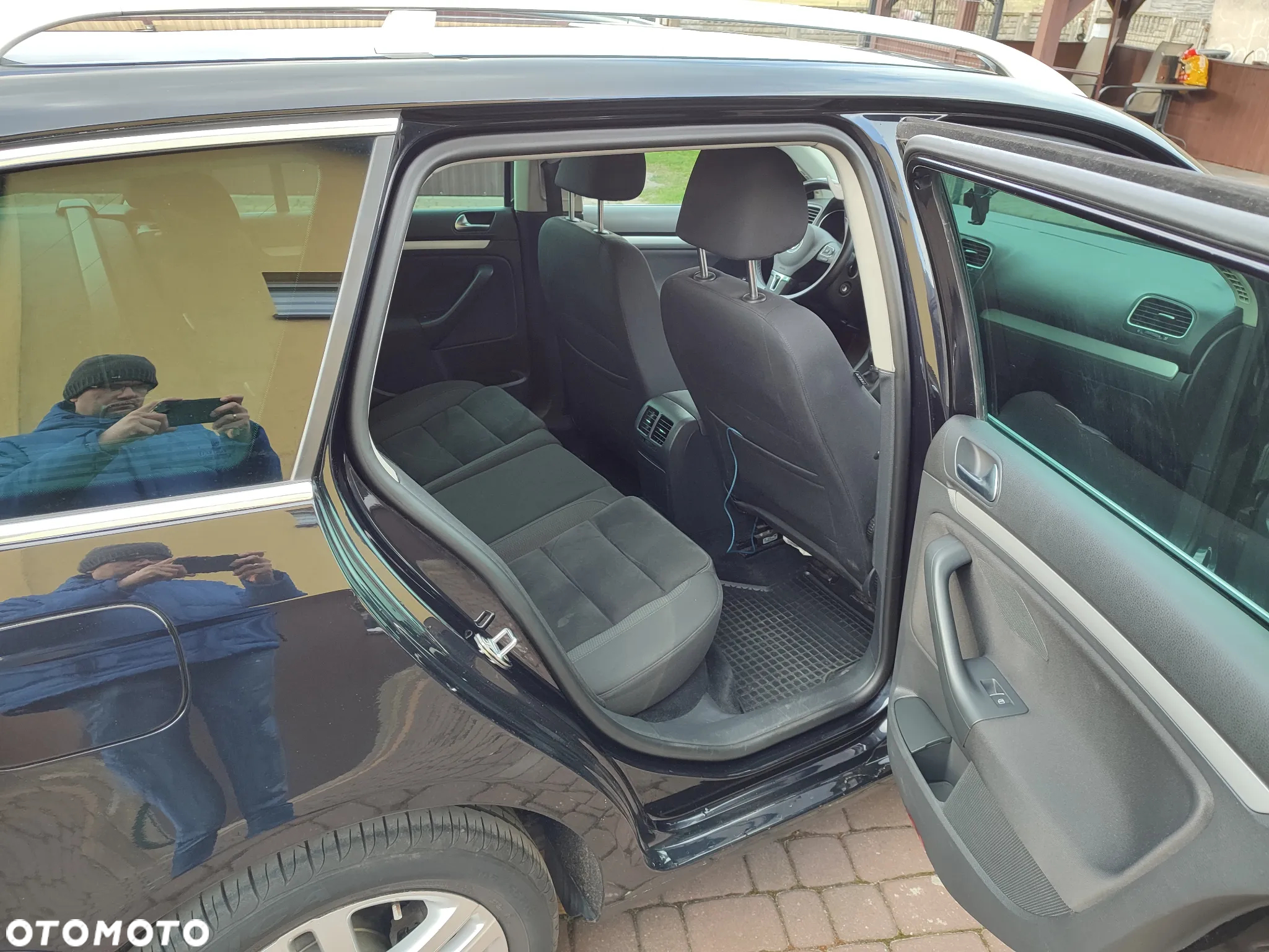 Volkswagen Golf VI 2.0 TDI Highline - 11