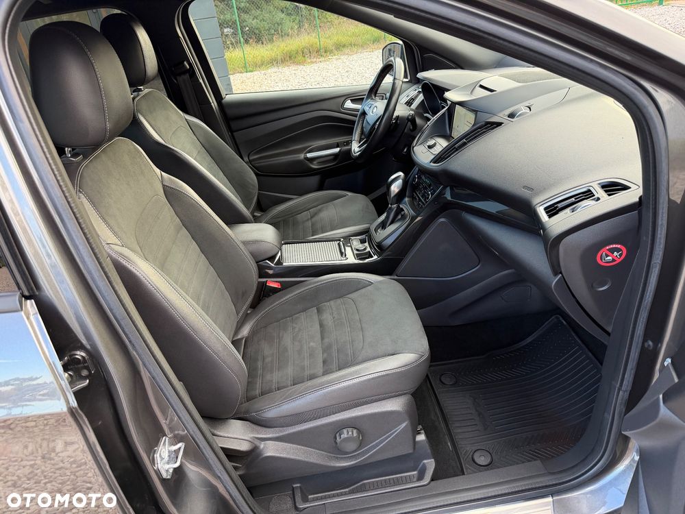 Ford Kuga 2.0 TDCi AWD ST-Line Black - 17