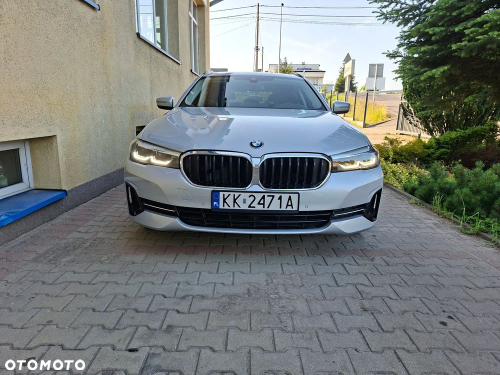 BMW Seria 5 518d - 4