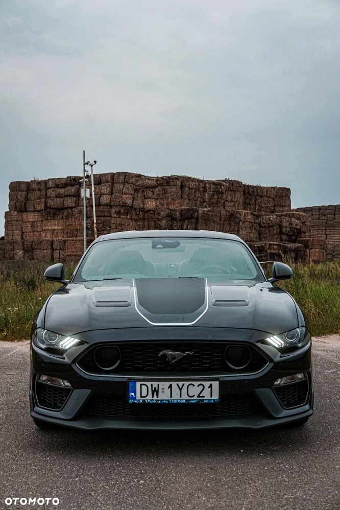 Ford Mustang - 1