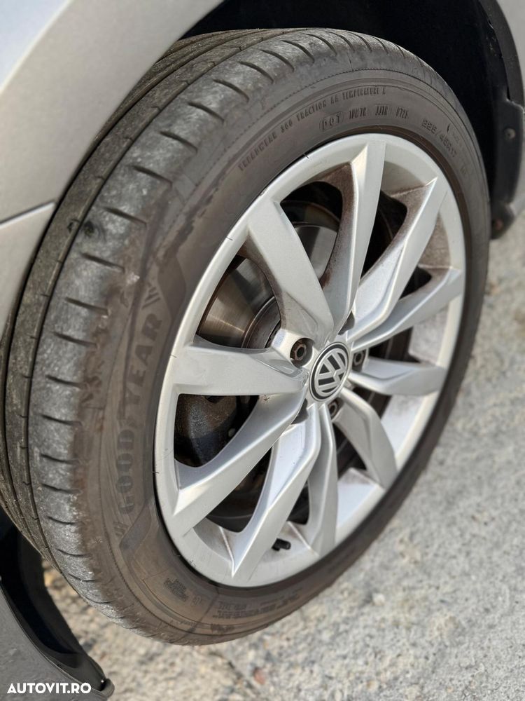 Volkswagen Golf 2.0 TDI (BlueMotion Technology) Highline - 15