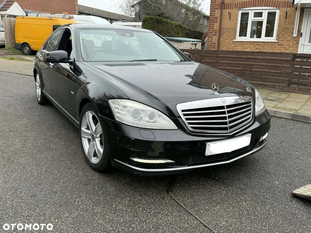 MERCEDES W221 LIFT S350 3.0 CDI CZARNY C197 197 CZĘŚCI - 1
