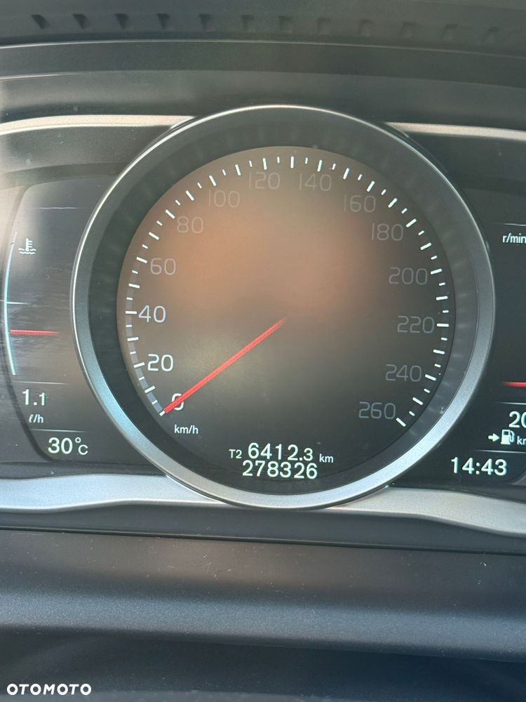 Volvo XC 60 D5 AWD Momentum - 15