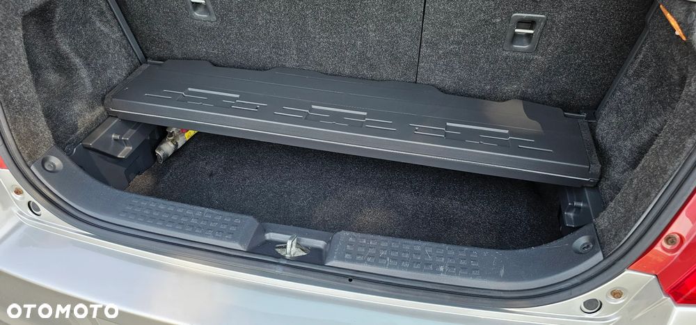 Suzuki Swift 1.3 4x4 Comfort - 34