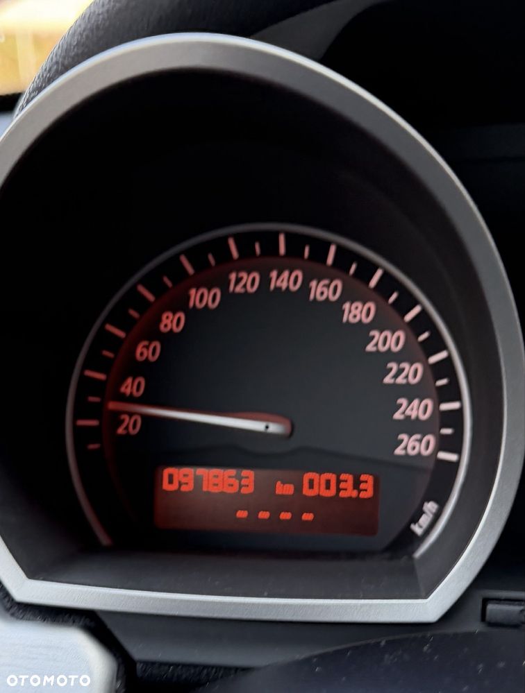 BMW Z4 3.0si - 8