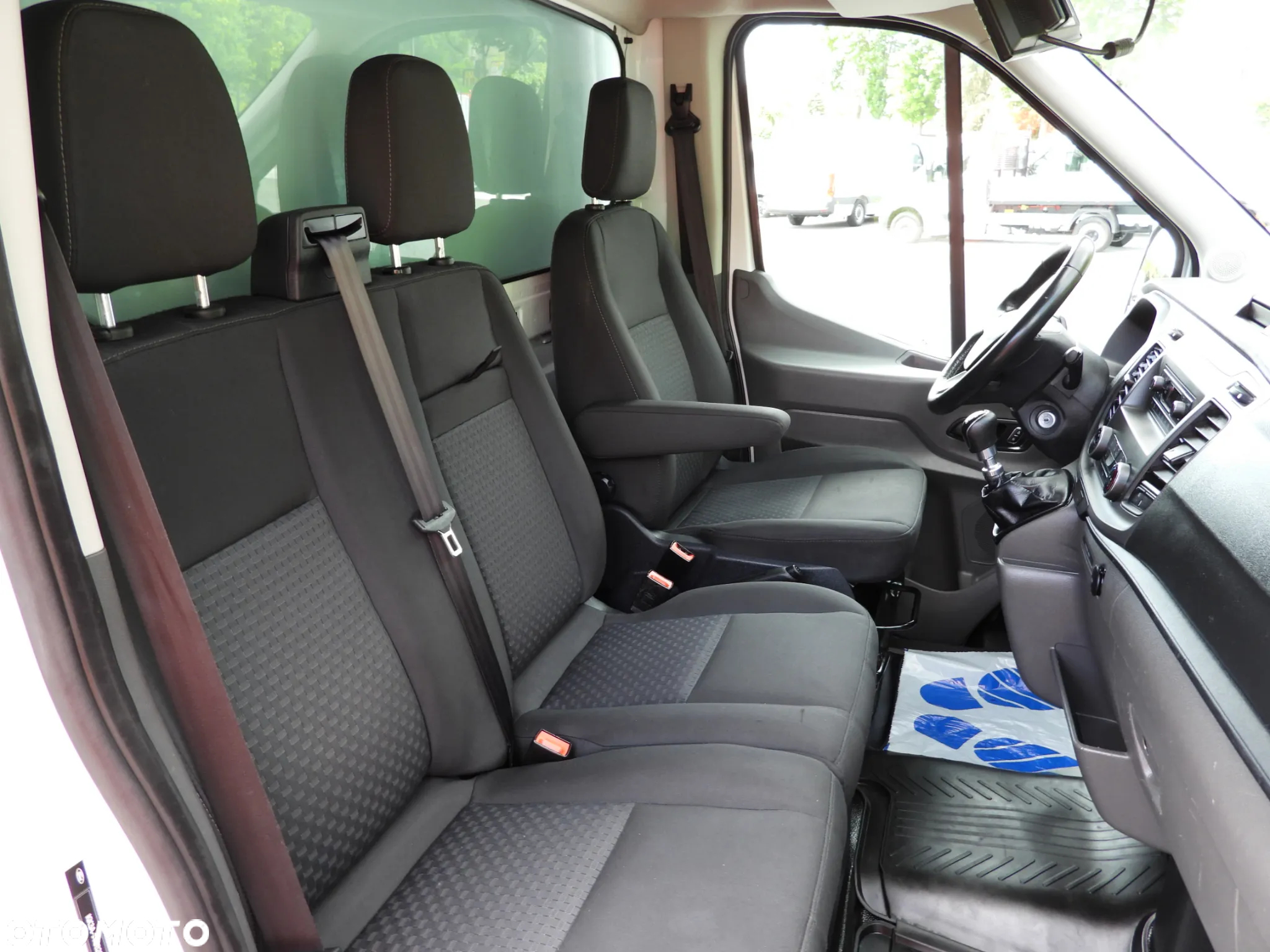 Ford TRANSIT  KONTENER WINDA 8 PALET TEMPOMAT LEDY KLIMATYZACJA 130KM [ G31822 ] - 38