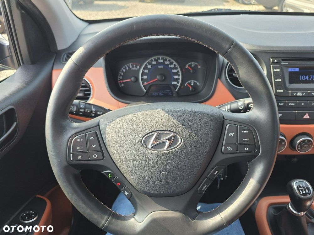 Hyundai i10 1.0 GO+ - 22