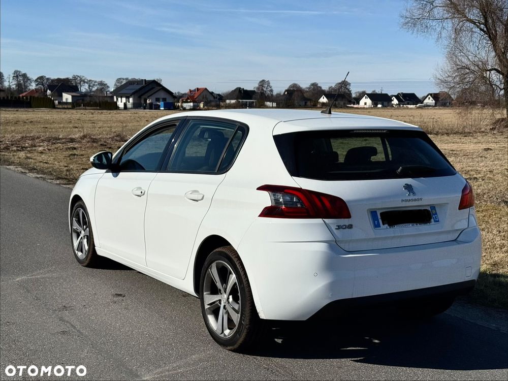 Peugeot 308 - 3