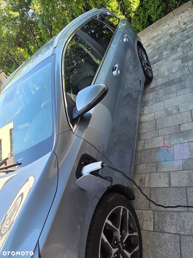 Kia Ceed - 12