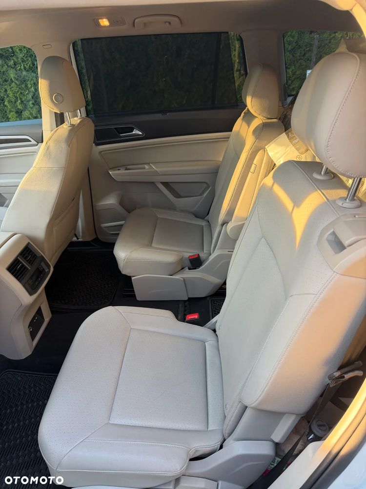 Volkswagen Atlas - 11