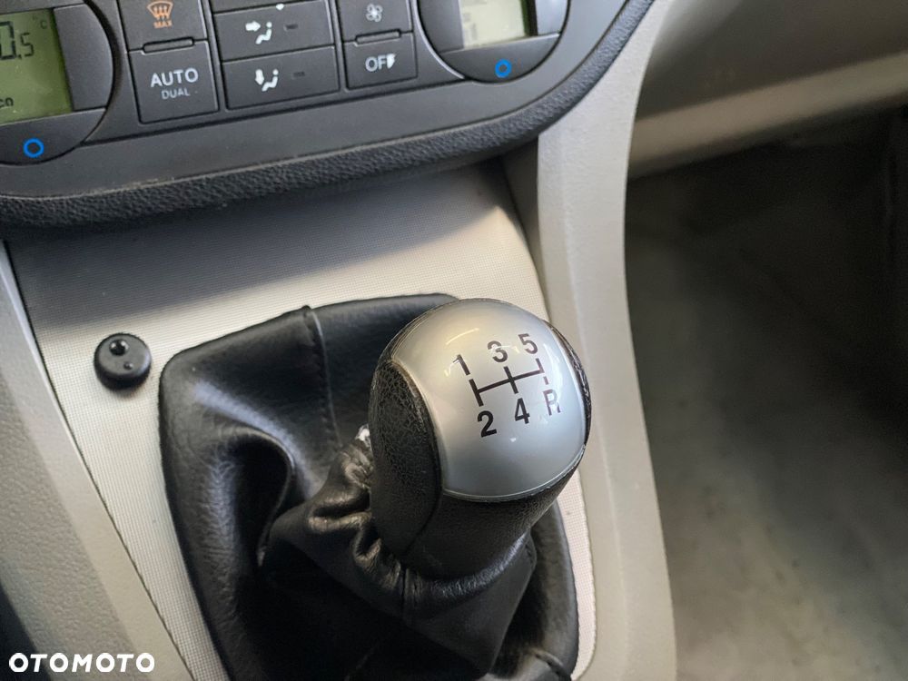 Ford C-MAX - 24