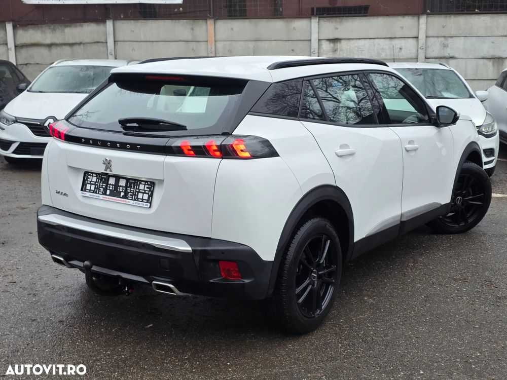 Peugeot 2008 1.2 PureTech Turbo S&S Allure - 6