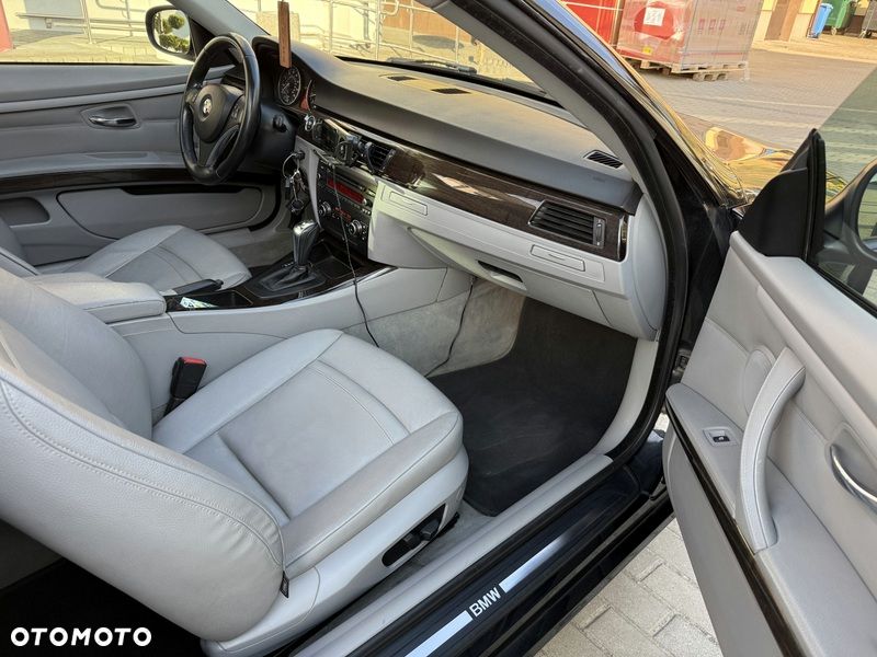 BMW Seria 3 - 16