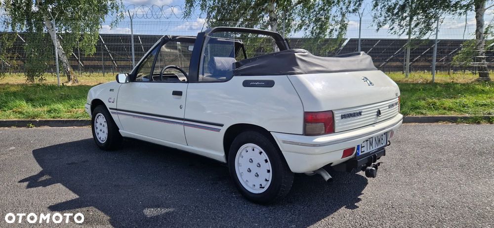 Peugeot 205 - 21