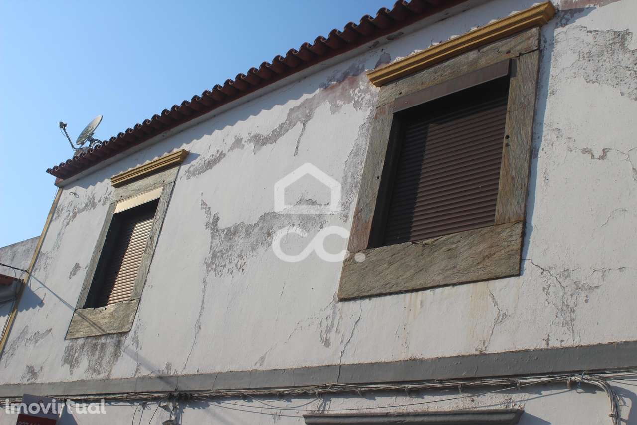 Moradia T3 - Excelente oportunidade de investimento em Mourão. - Grande imagem: 3/57