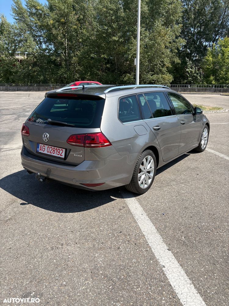 Volkswagen Golf - 4