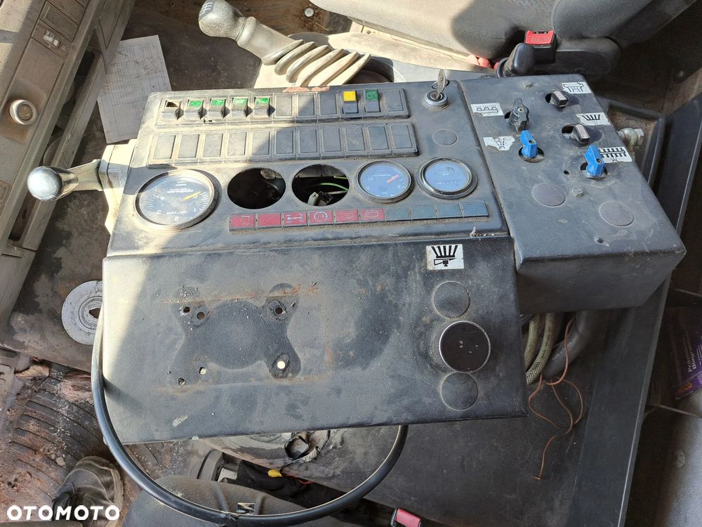 ZAMIATARKA POJAZD SPRZĄTAJĄCY MAN 10.63 - 9