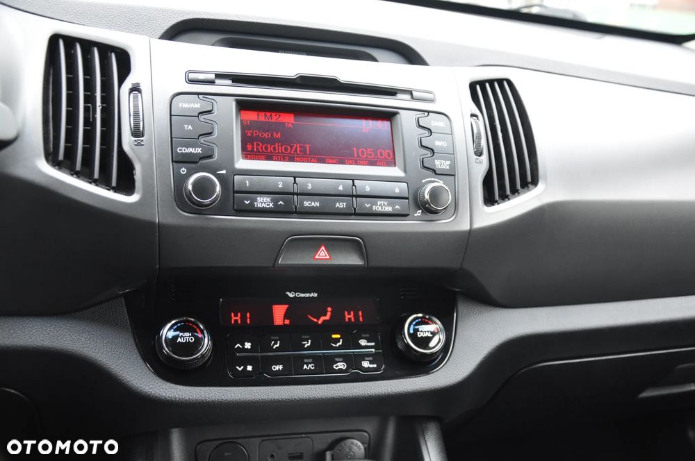 Kia Sportage 2.0 CRDI M - 10