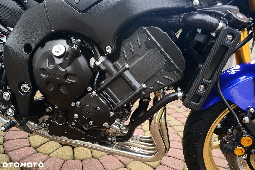 Yamaha FZ8 - 12