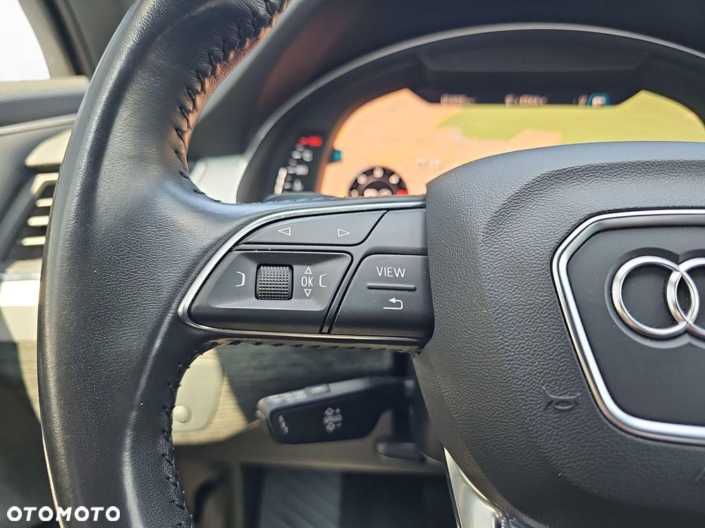 Audi Q7 - 16
