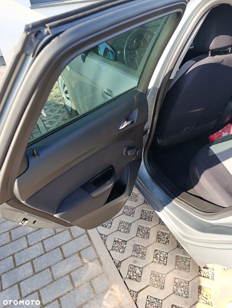 Opel Astra - 19