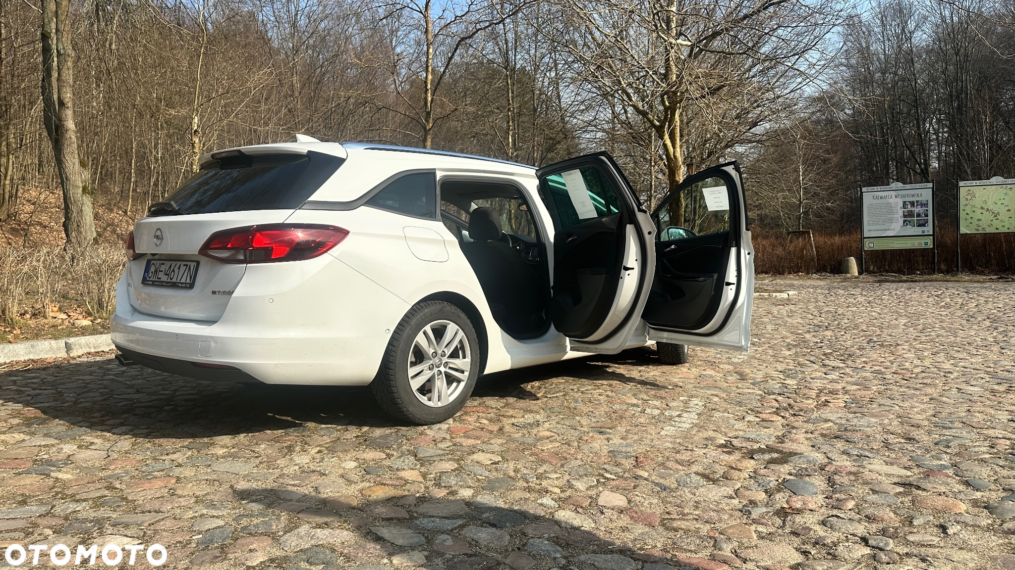Opel Astra V 1.6 CDTI Dynamic S&S - 4