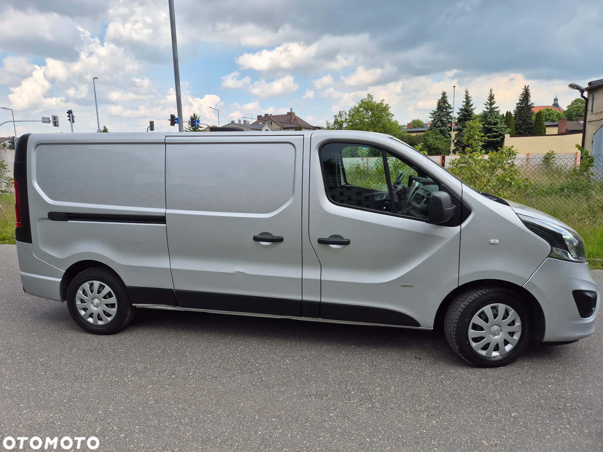 Opel vivaro - 4