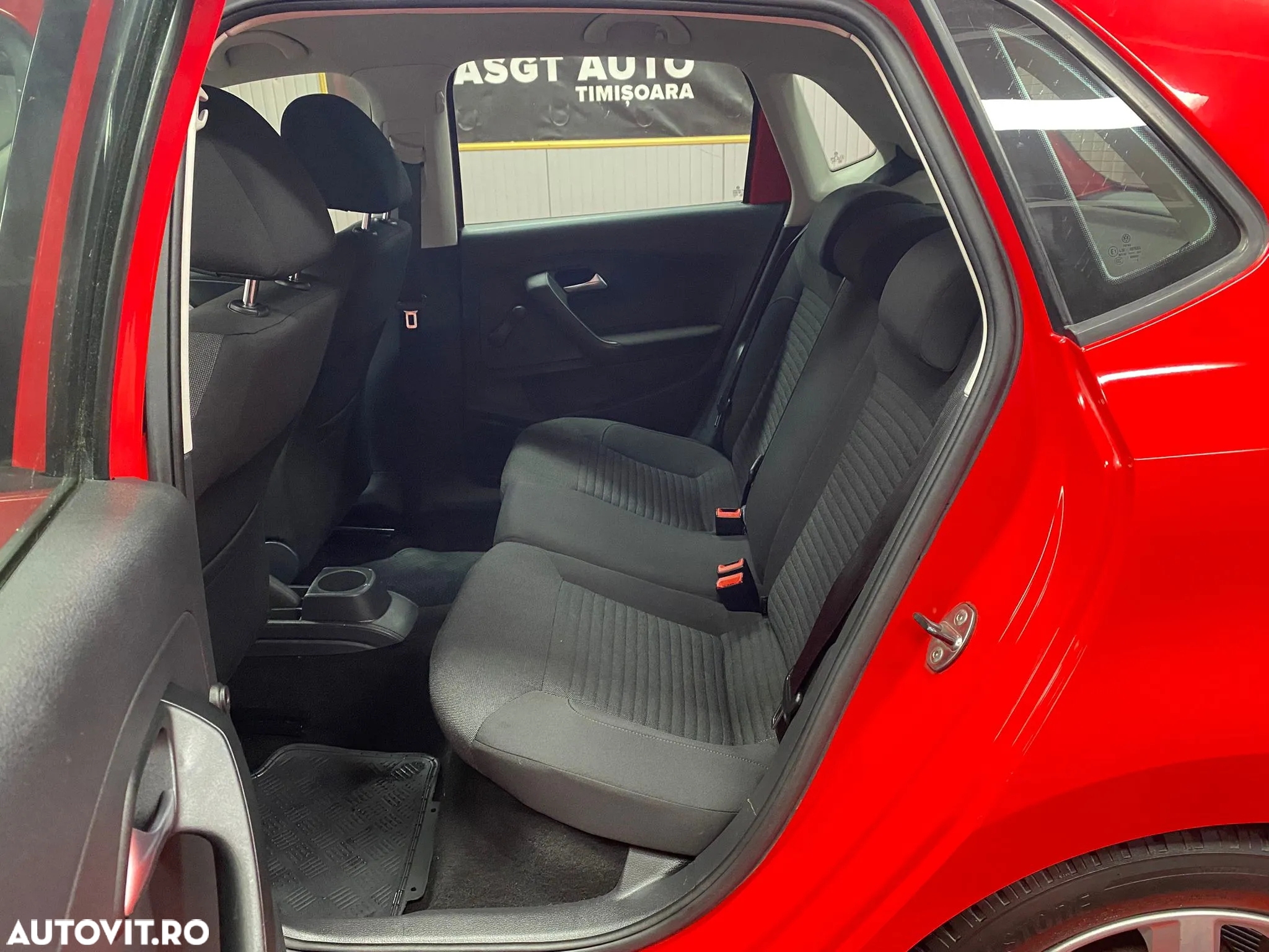Volkswagen Polo - 14
