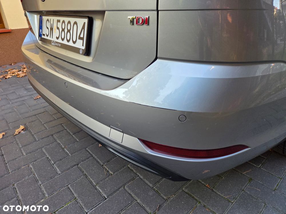 Volkswagen Golf - 19