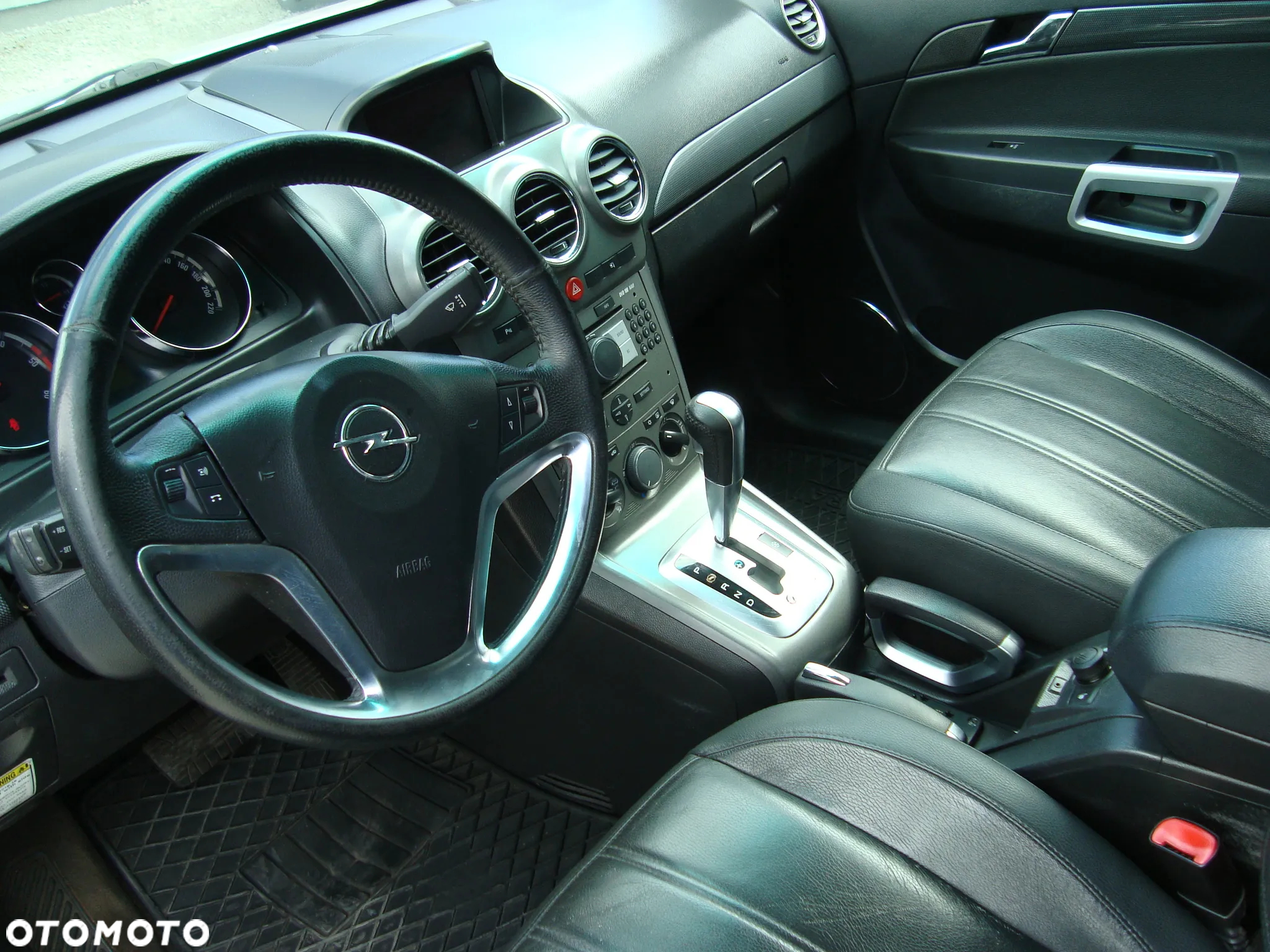 Opel Antara - 9
