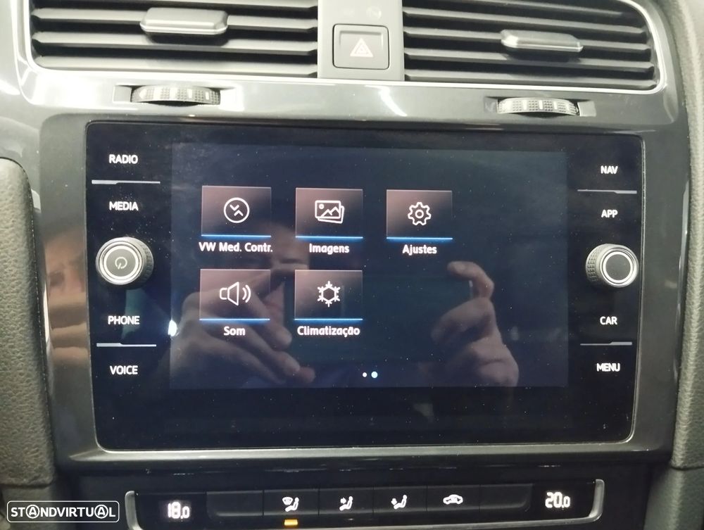 VW Golf Variant 1.6 TDi Confortline - 19