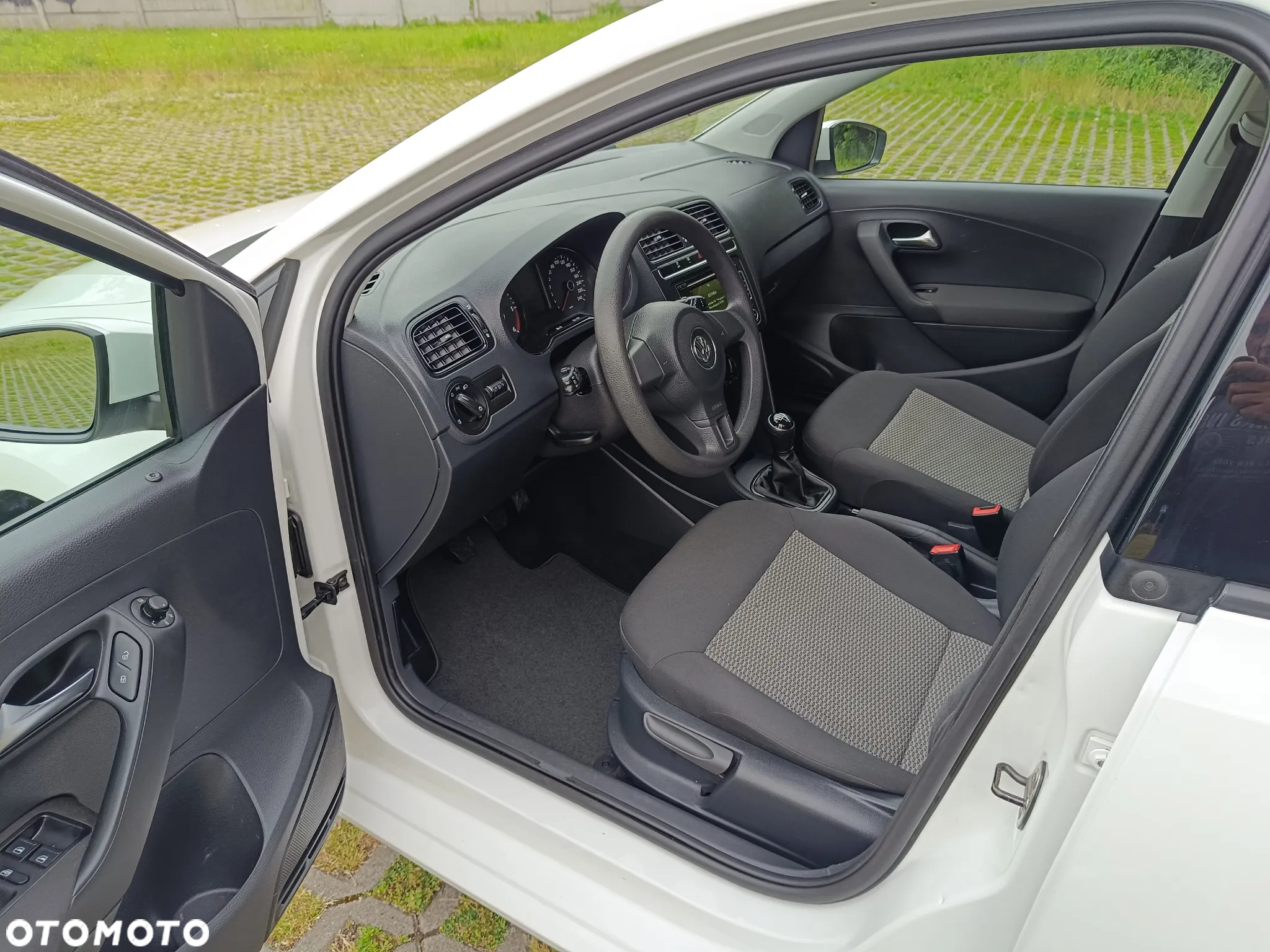 Volkswagen Polo - 15