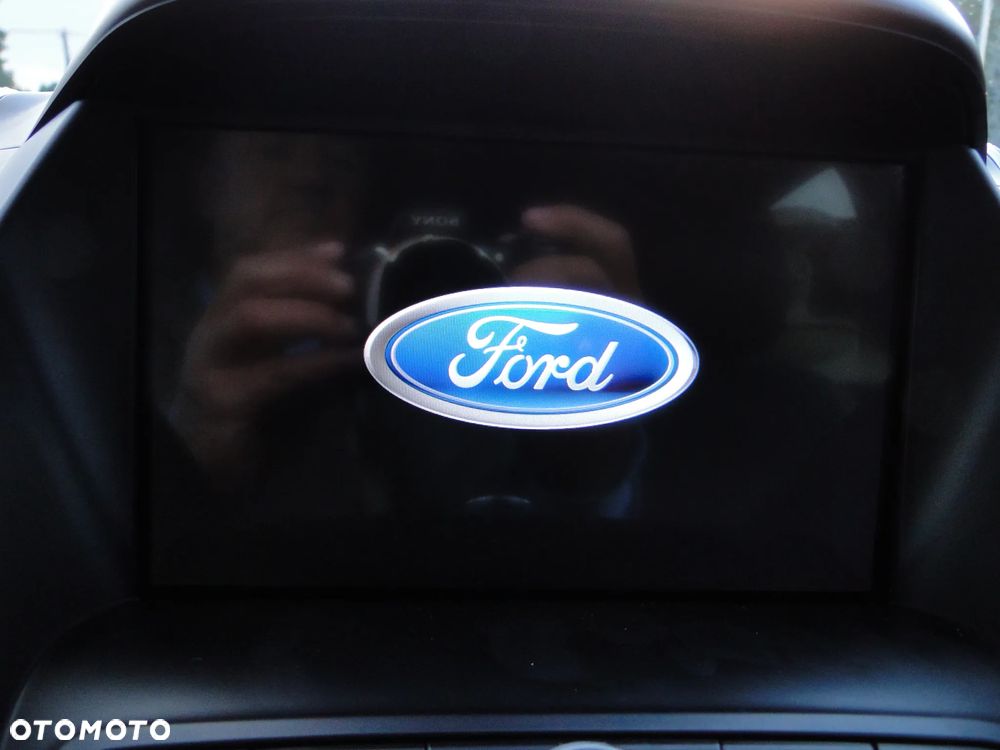 Ford Kuga 1.5 EcoBoost FWD ST-Line X - 40