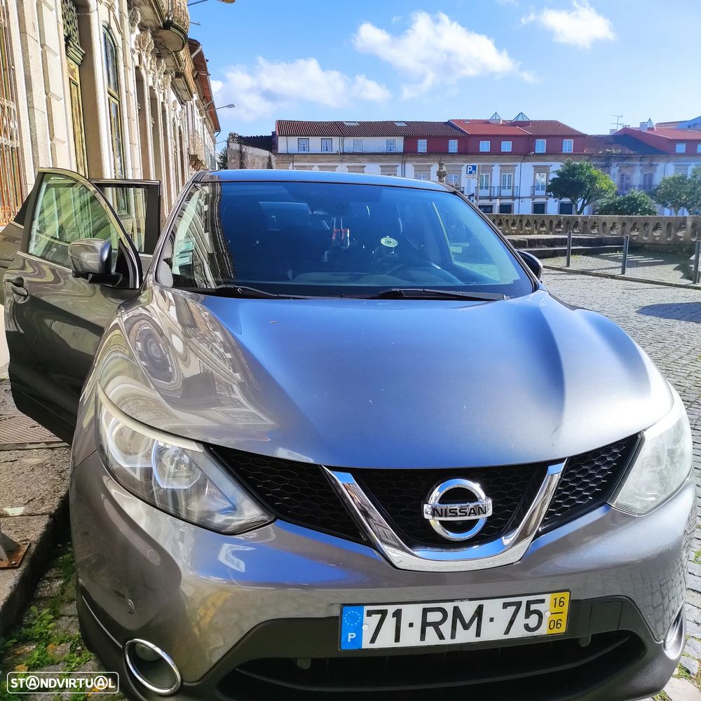 Nissan Qashqai 1.5 dCi N-Connecta - 1