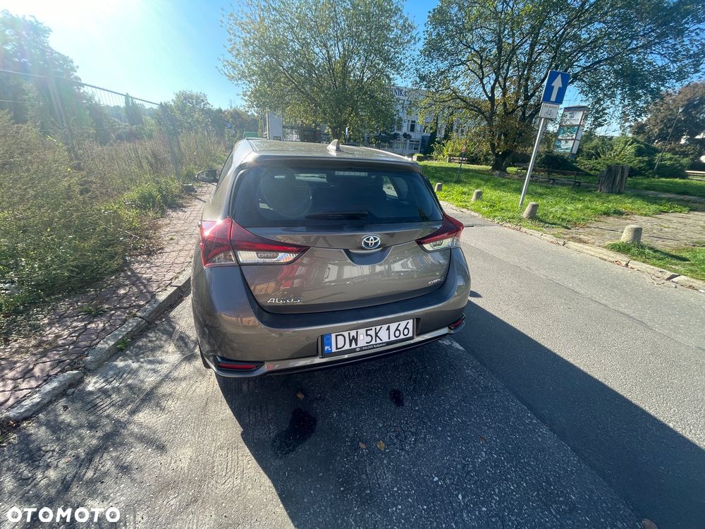 Toyota Auris - 4